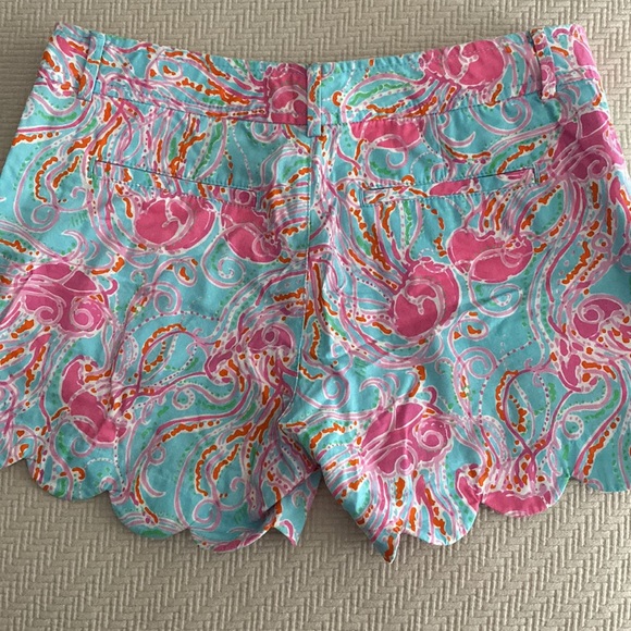 Lilly Pulitzer women’s buttercup shorts - Picture 6 of 6